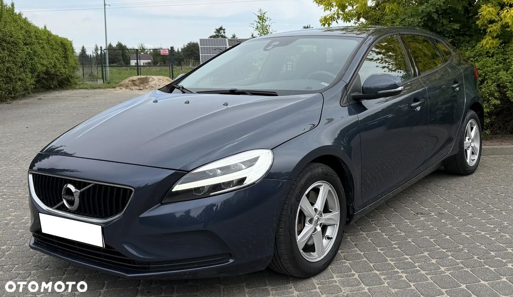 Volvo V40 D2 Geartronic Linje Svart - 1