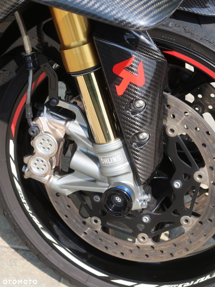Yamaha R1 - 13