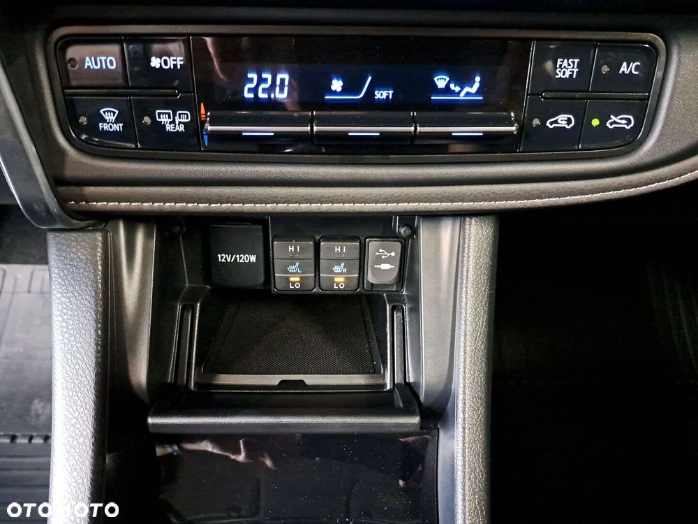 Toyota Auris - 27
