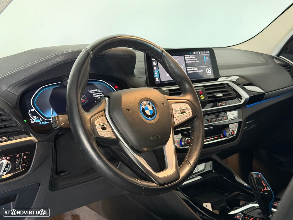 BMW iX3 Inspiring - 15