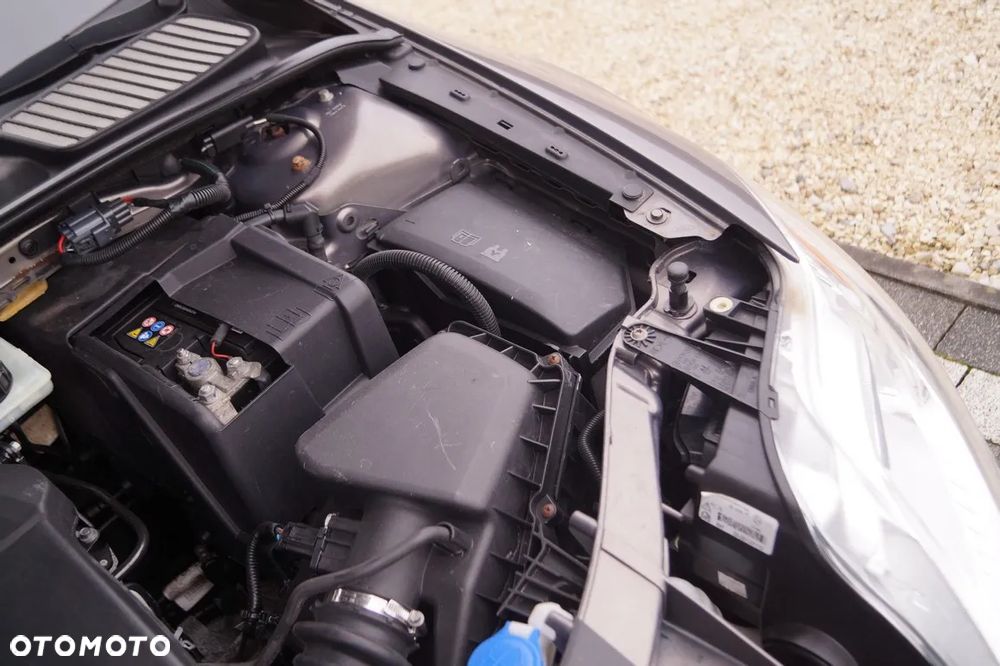 Ford Mondeo 1.6 TDCi Ambiente - 40