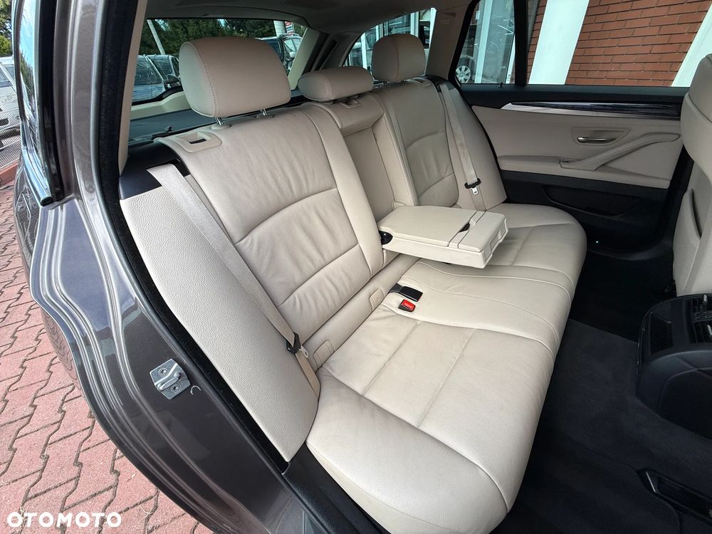 BMW Seria 5 - 27