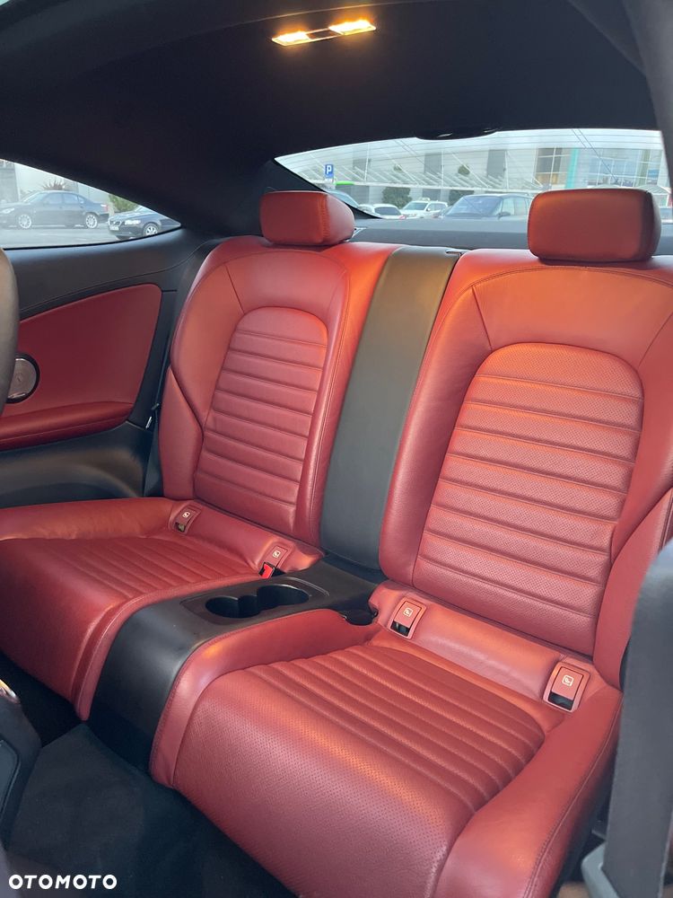 Mercedes-Benz Klasa C 250 7G-TRONIC - 7