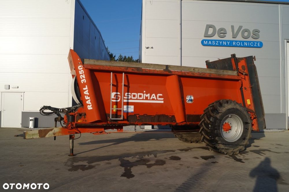 Sodimac Rozrzutnik Obornika RAFAL 3250 - 1