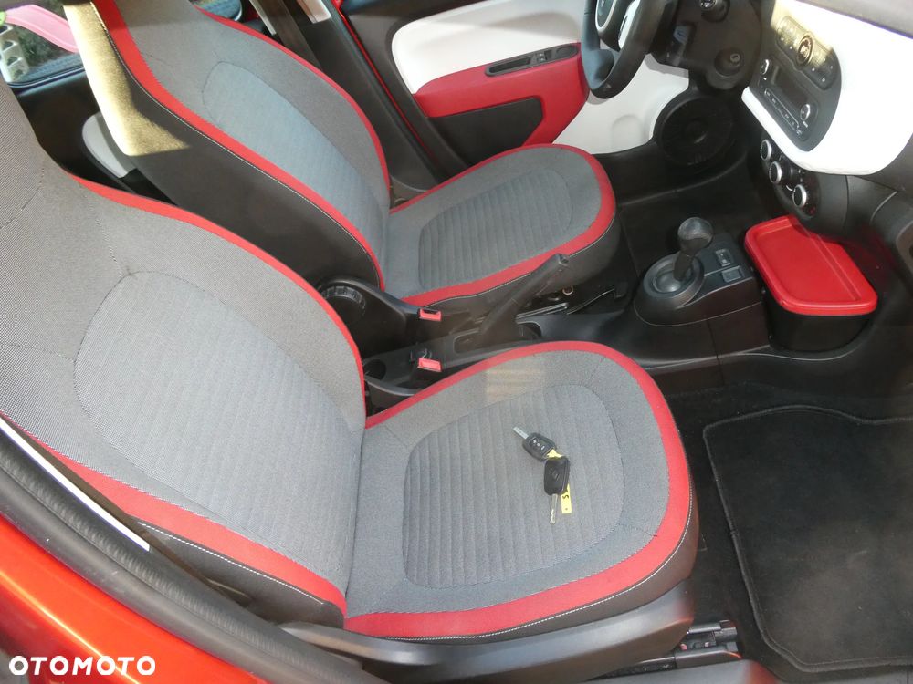 Renault Twingo SCe 70 EDC LIMITED - 12