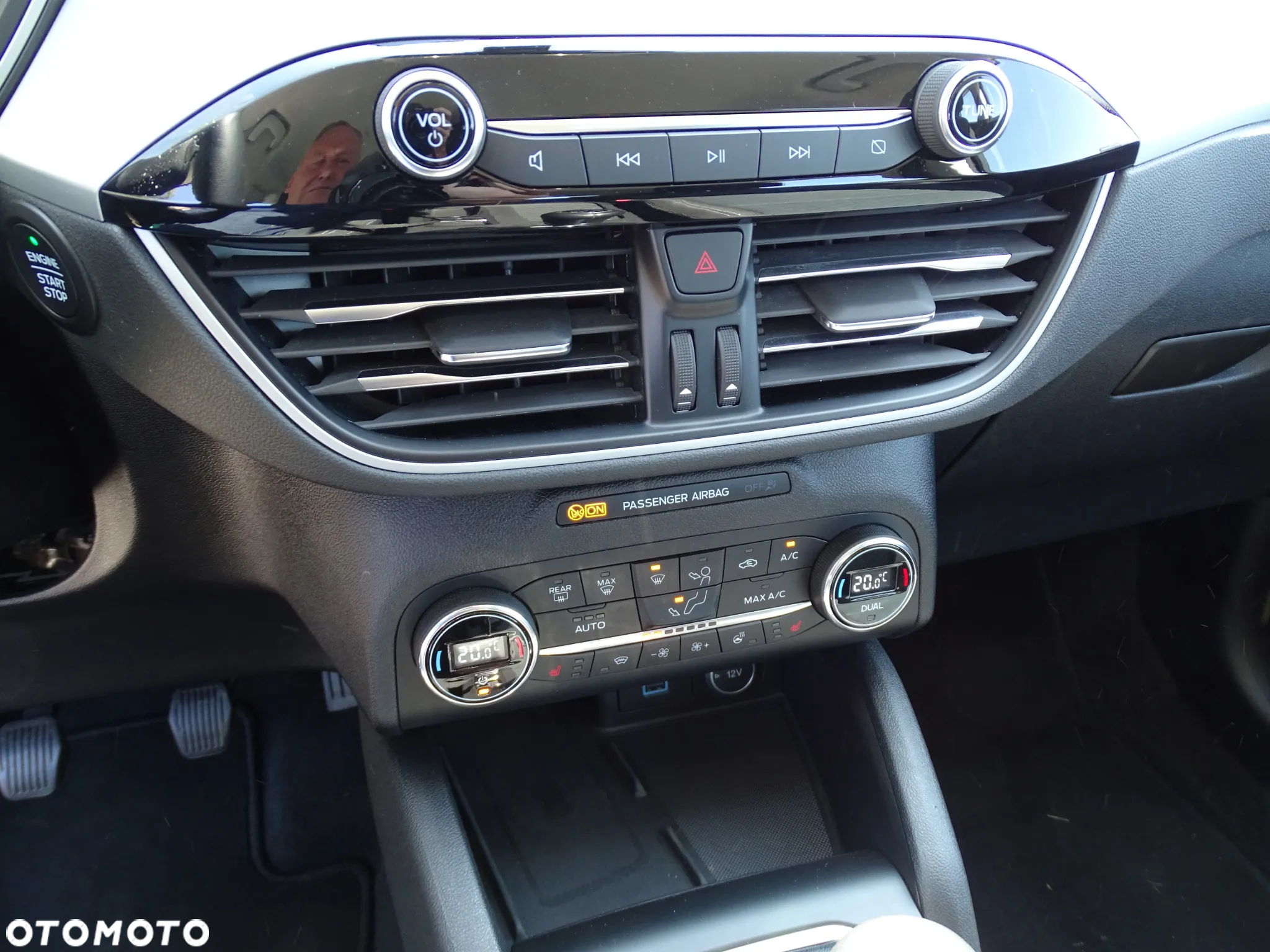 Ford Kuga 1.5 EcoBoost FWD Edition ASS MMT6 - 36