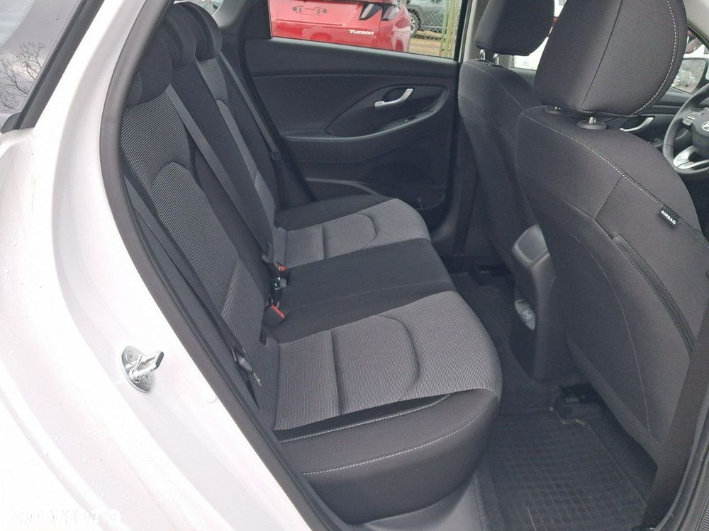 Hyundai i30 1.5 DPI Pure - 20