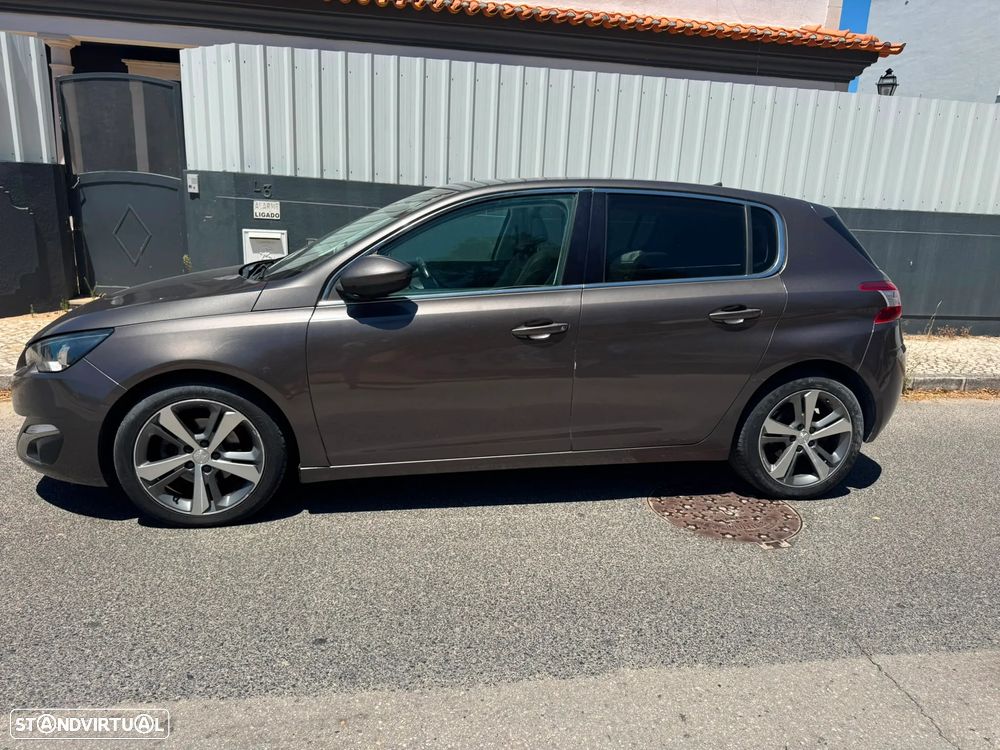Peugeot 308 1.6 BlueHDi Allure J17 EAT6 - 4