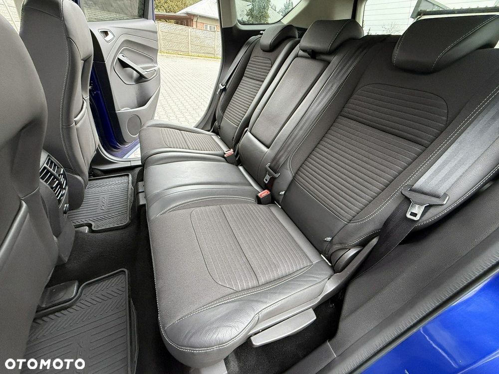 Ford Kuga 2.0 TDCi 4x2 Titanium - 15