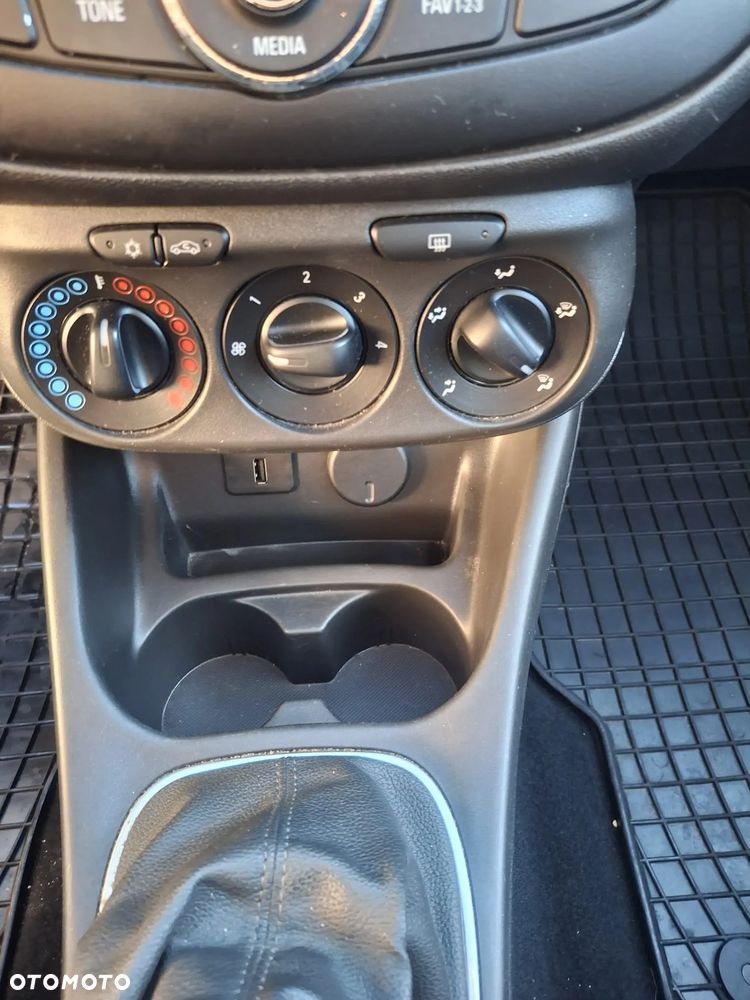 Opel Corsa 1.2 Enjoy - 22