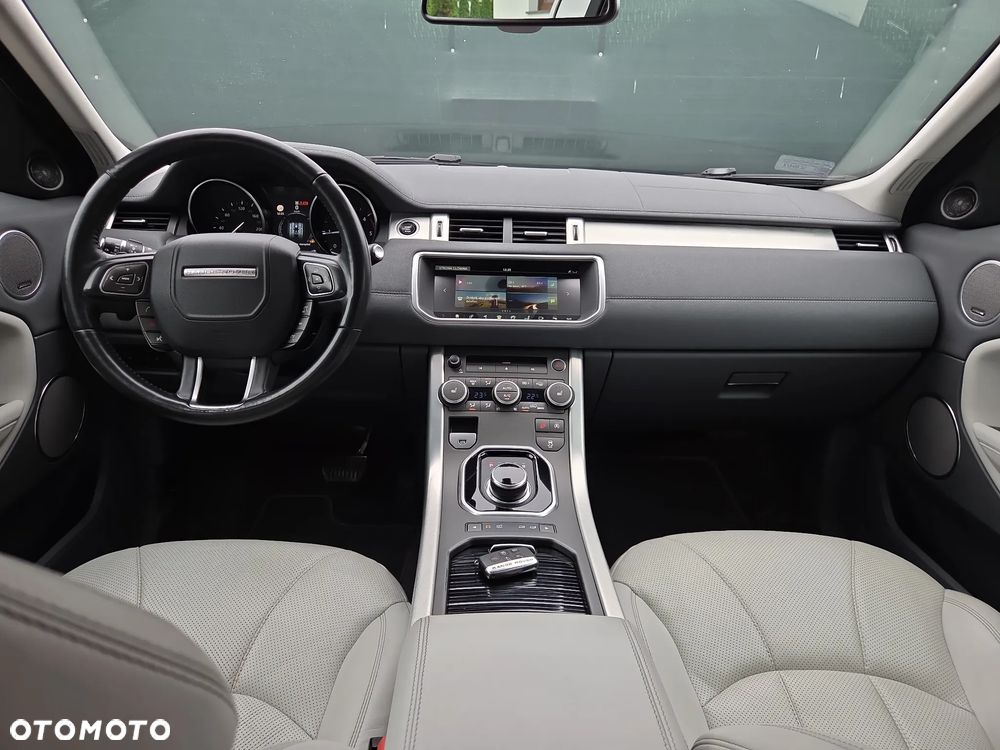 Land Rover Range Rover Evoque - 13