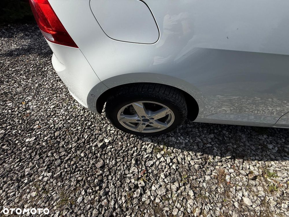 Volkswagen Golf - 11