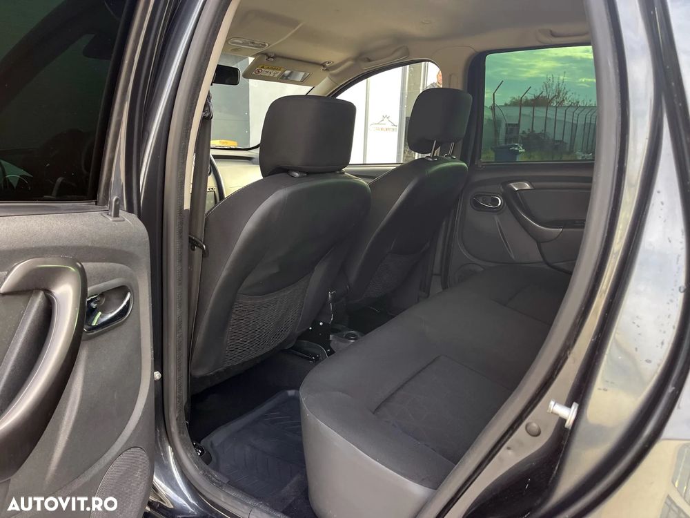 Dacia Duster 1.6 16V 4x2 Prestige - 8