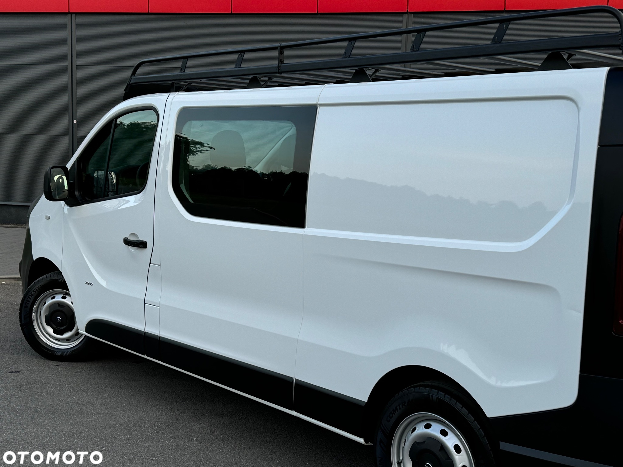 Opel Vivaro Long - 13