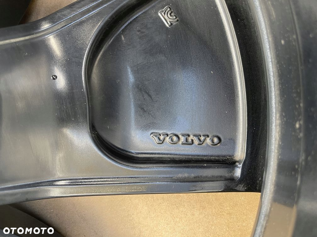 FELGA VOLVO S60 V60 V90 S90 XC40 XC60 8,5J 19 ET47 - 4