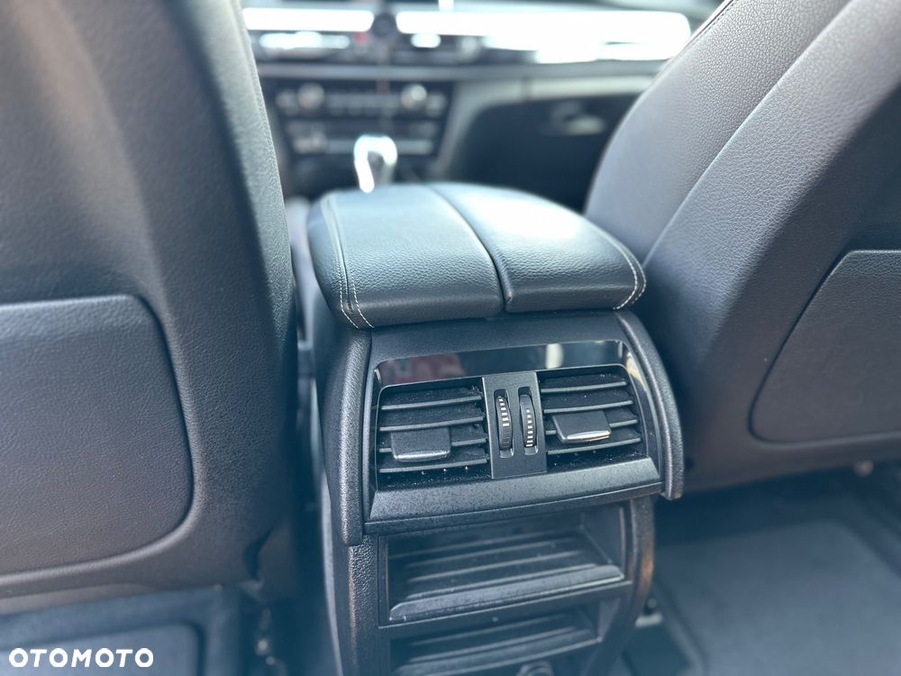 BMW X5 xDrive30d - 17