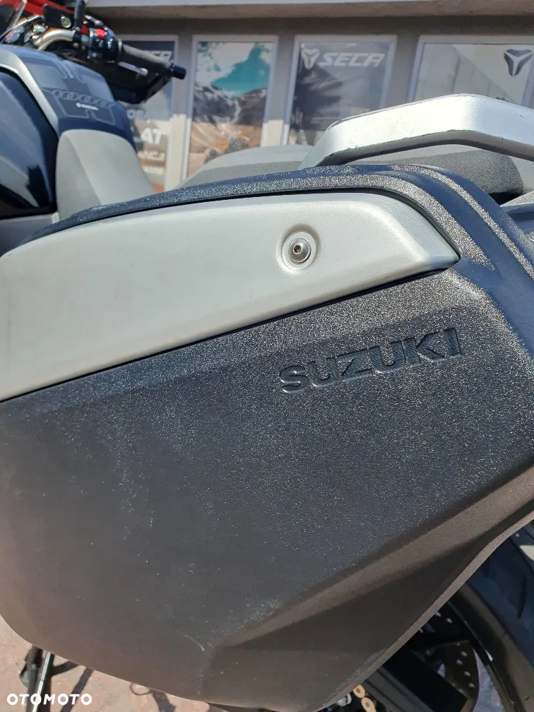 Suzuki DL - 6