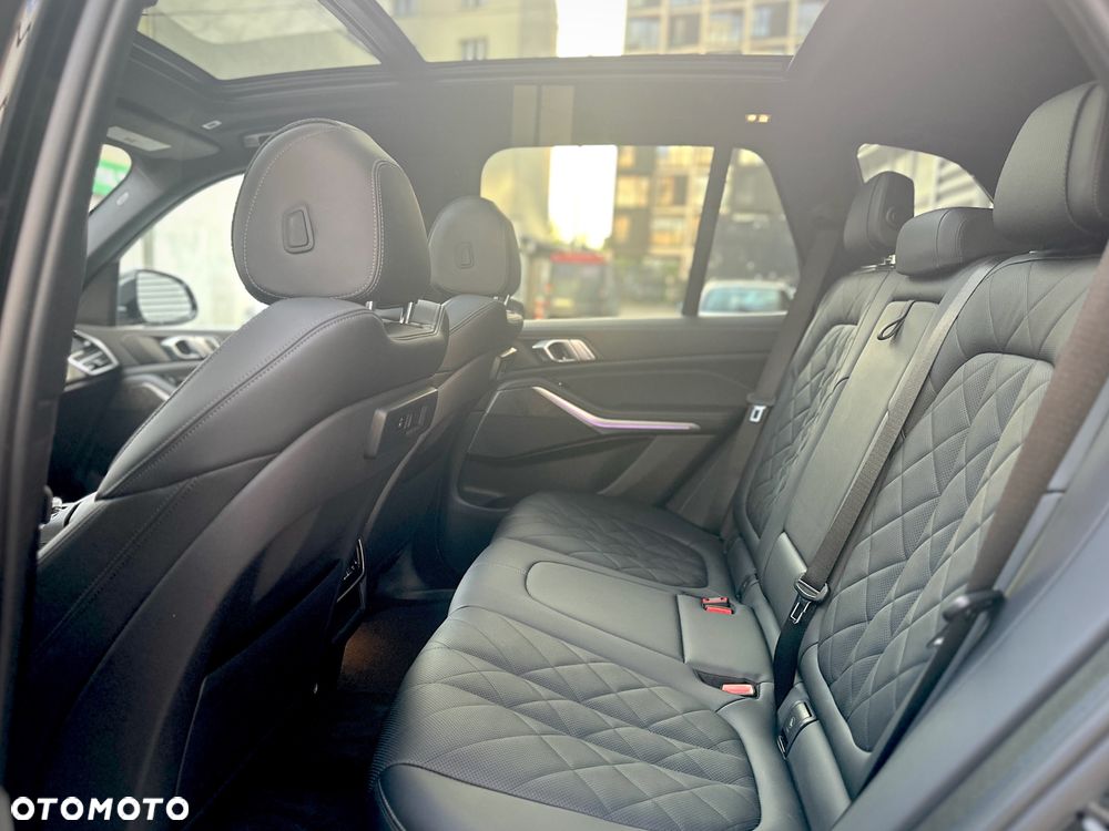 BMW X5 xDrive40i xLine - 17