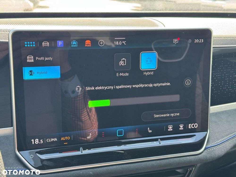 Volkswagen Passat Variant 1.5 TSI eHybrid PHEV 200kW R-Line Plus DSG - 13