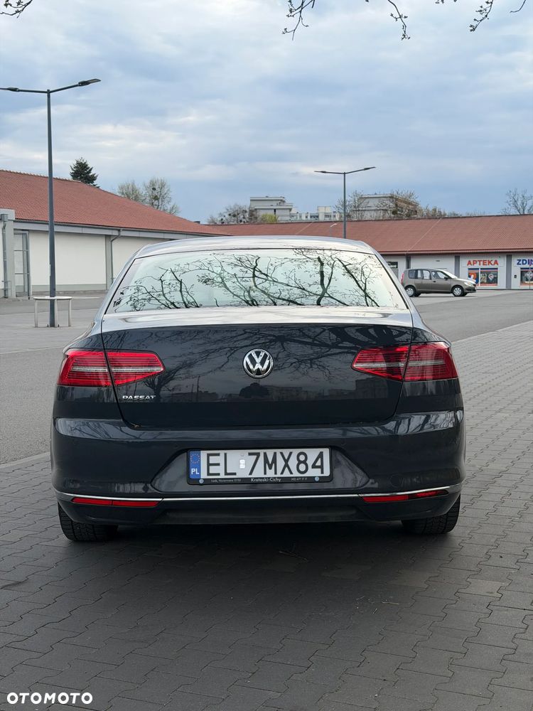 Volkswagen Passat 2.0 TDI BMT Comfortline DSG - 5