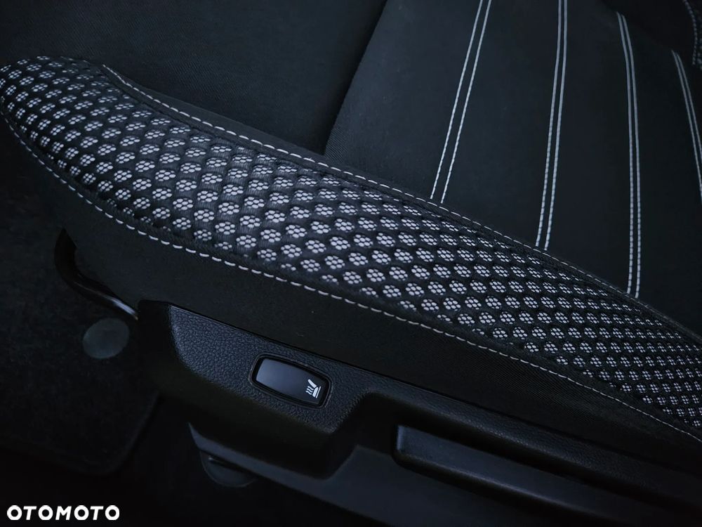 Dacia Duster TCe 125 4x2 Prestige - 28