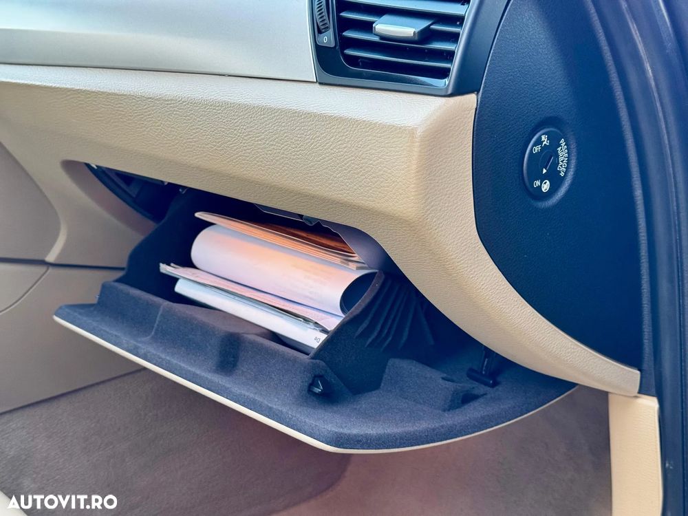 BMW X1 xDrive20d Aut. Sport Line - 31