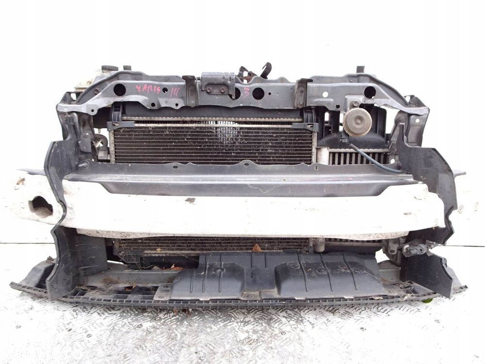 pas przedni chłodnice kpl. toyota yaris iii 1.4 d4d - 3