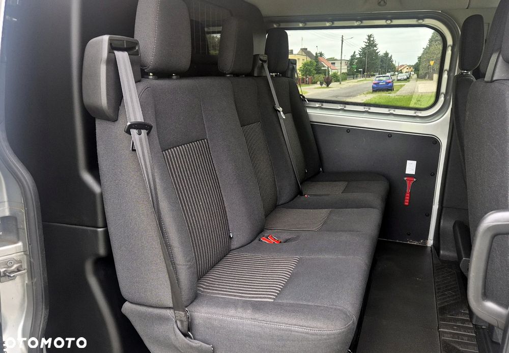 Ford Transit Custom - 12