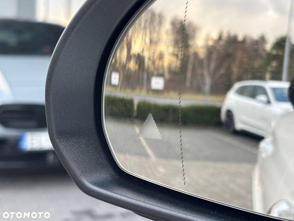 Mercedes-Benz GLC - 23