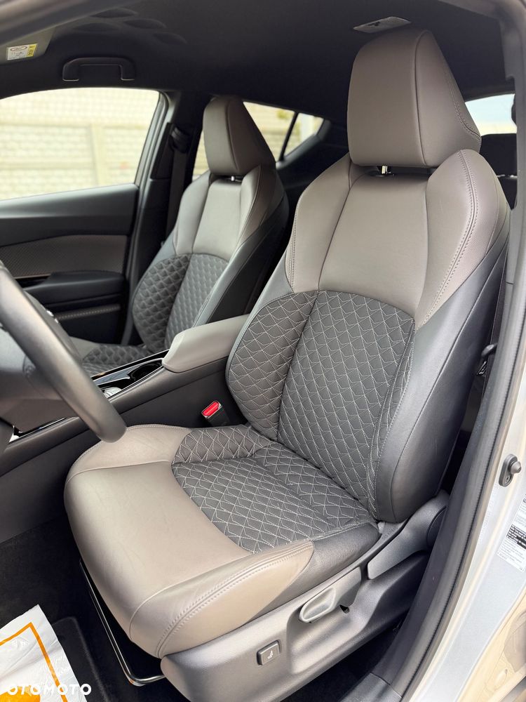 Toyota C-HR 2.0 Hybrid Style - 25
