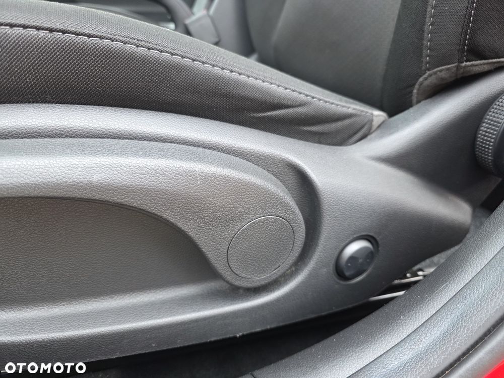 Hyundai i30 1.6 CRDI EDITION 30 - 24