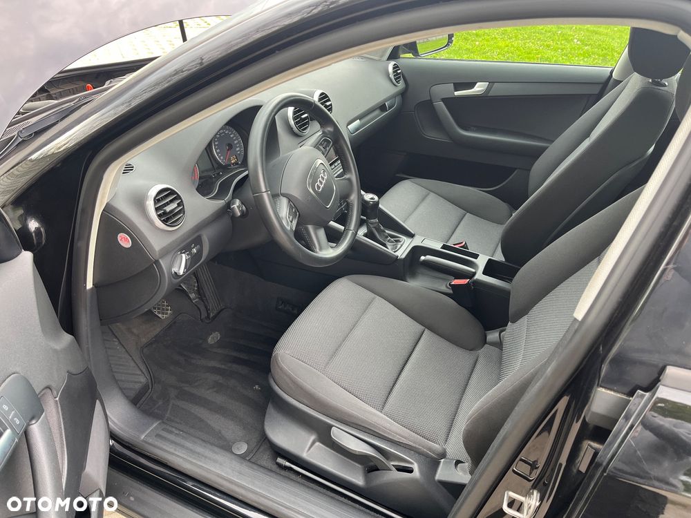 Audi A3 Sportback - 9