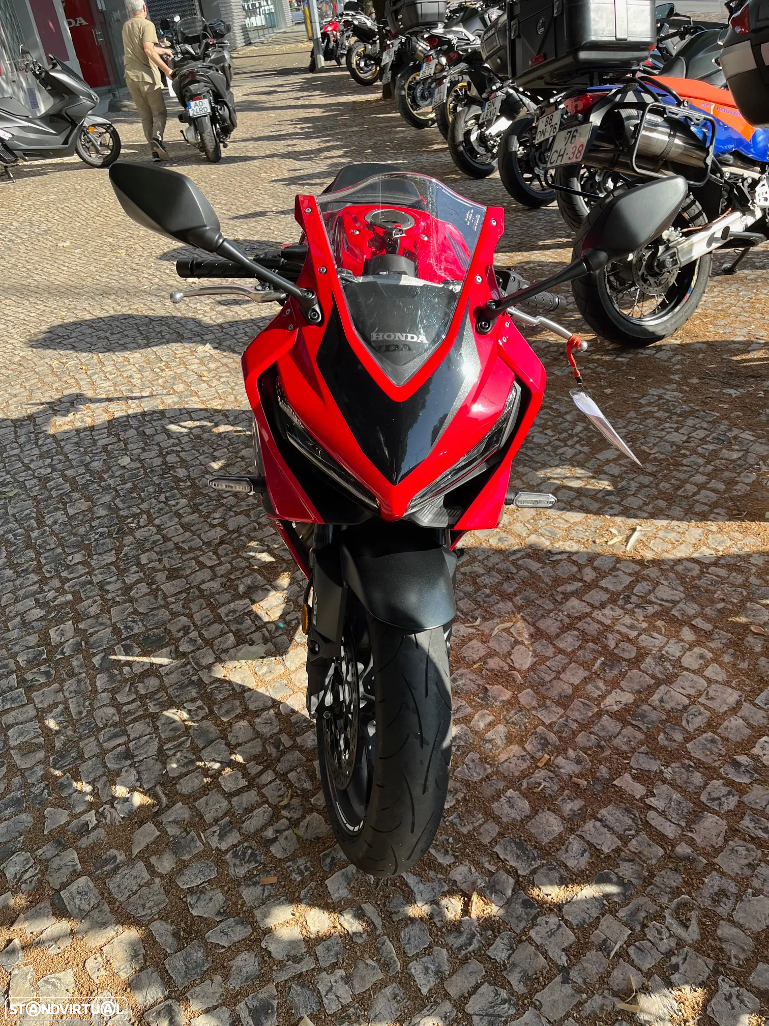 Honda CBR 650 RA - 2