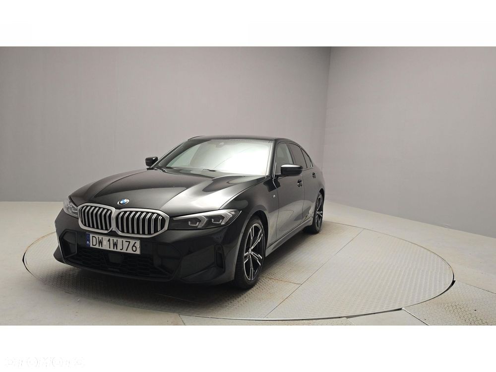 BMW Seria 3 320d xDrive M Sport - 8