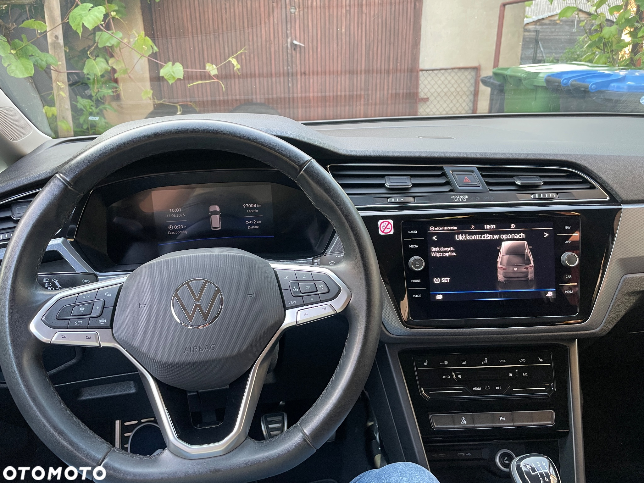 Volkswagen Touran 1.5 TSI EVO Active - 9
