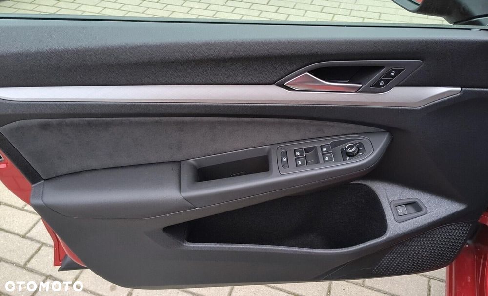 Volkswagen Golf - 16