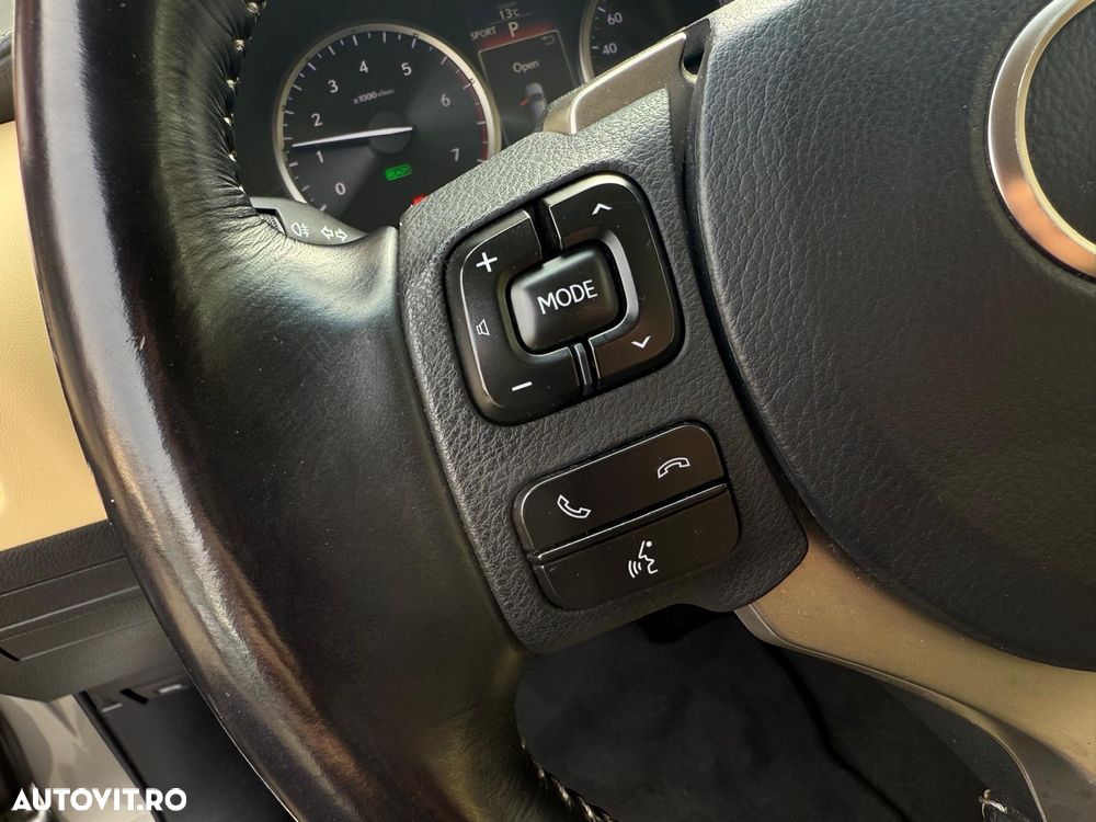 Lexus Seria NX ver-300h - 26