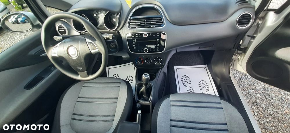 Fiat Punto Evo - 36