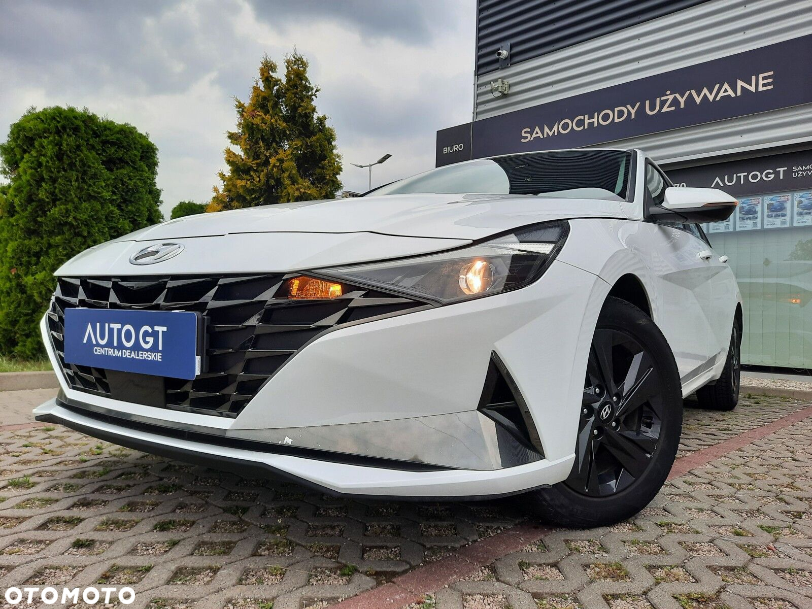Hyundai Elantra 1.6 Smart CVT - 28