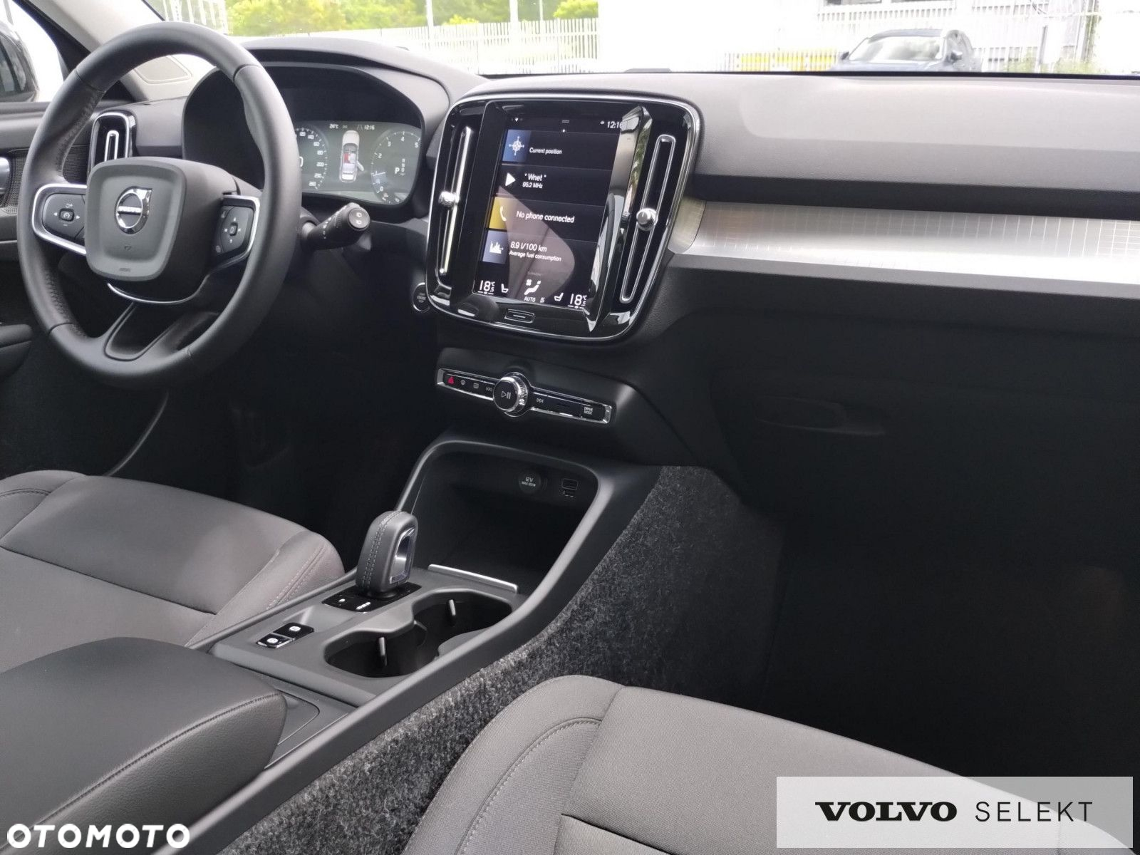 Volvo XC 40 - 24