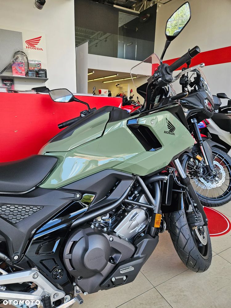 Honda NC - 6