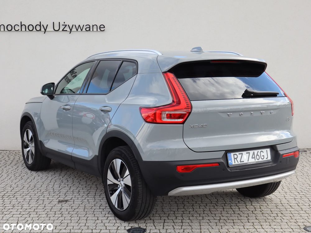 Volvo XC 40 B3 Core - 4