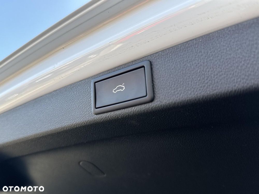 Skoda Octavia 2.0 TDI RS DSG - 36