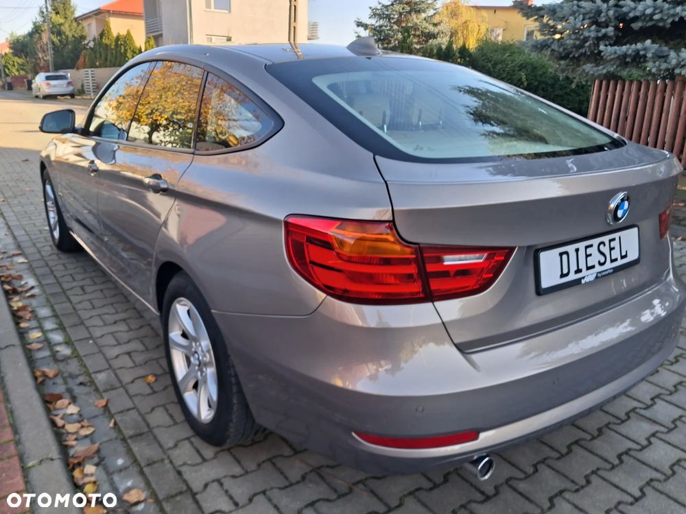 BMW 3GT 318d Luxury Line - 12