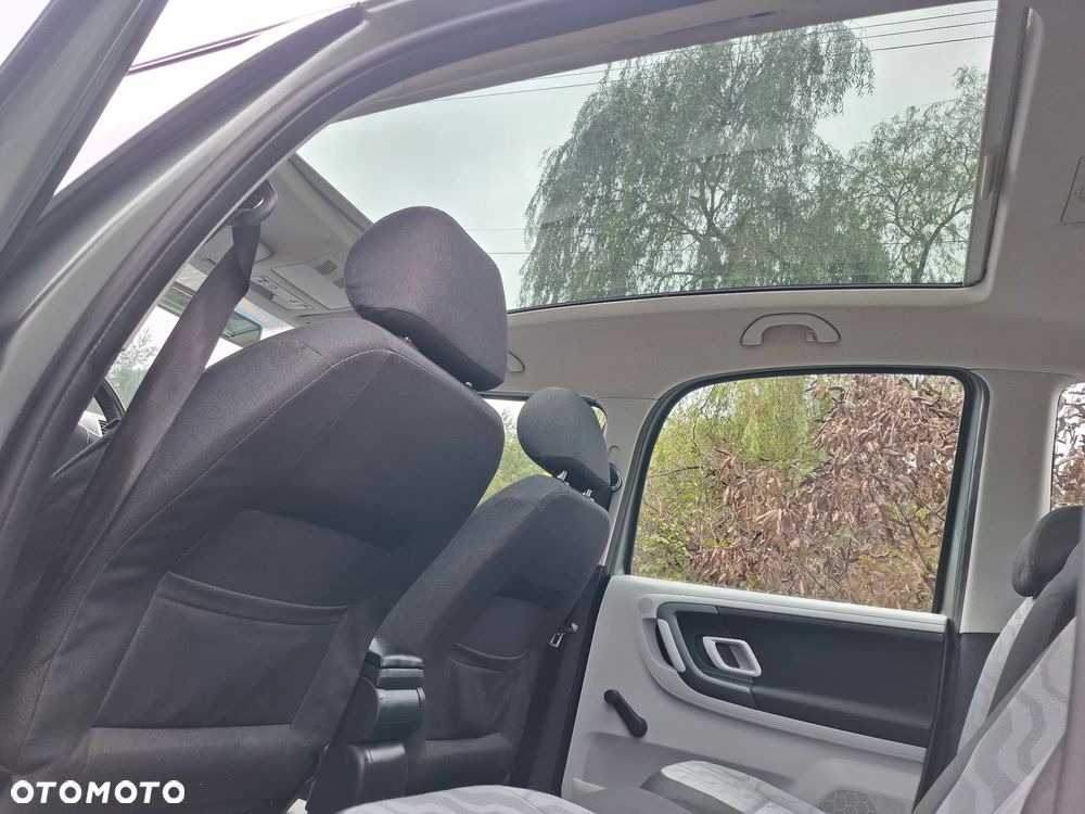 Skoda Roomster 1.4 16V Style - 32
