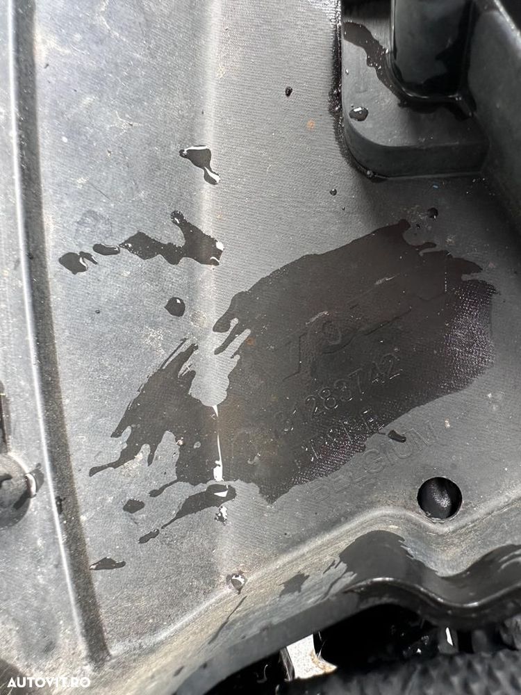 Scut bara fata Volvo V40 31283742 - 2