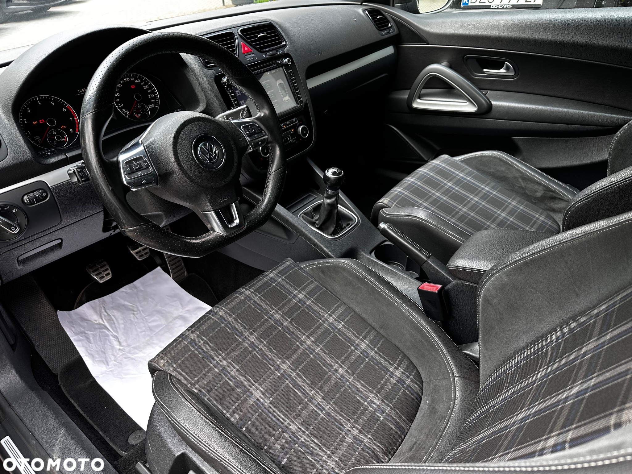 Volkswagen Scirocco 1.4 TSI BlueMotion Technology Edition - 12