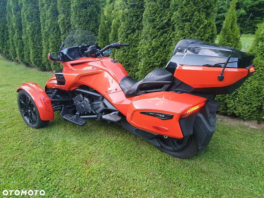 Can-Am Spyder - 4