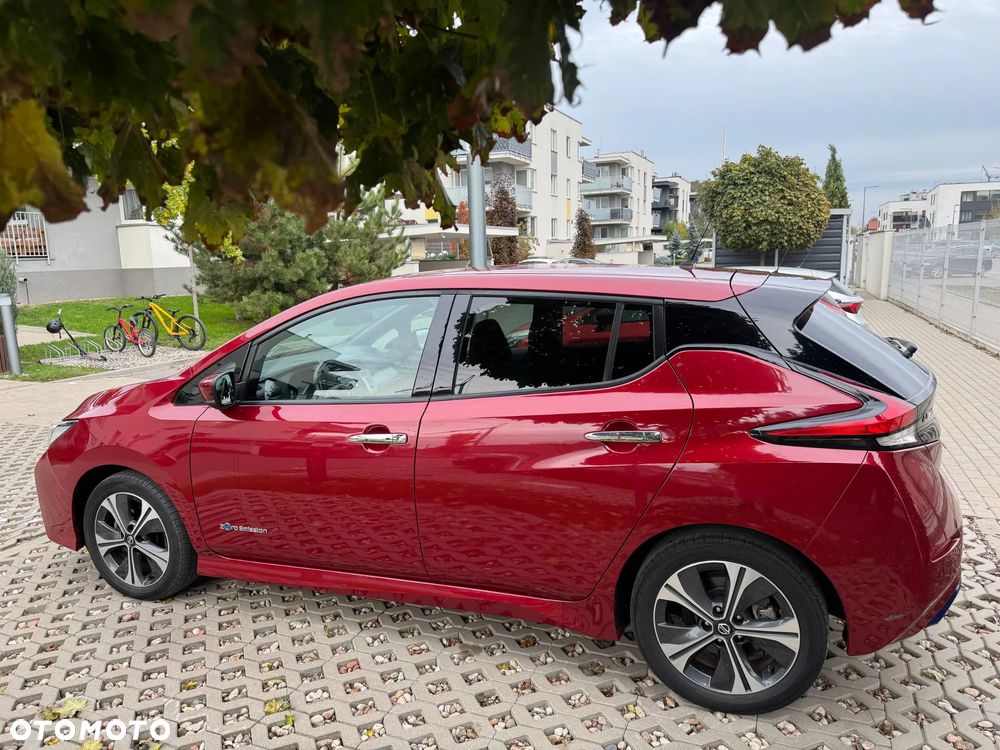 Nissan Leaf 40 kWh Tekna - 8