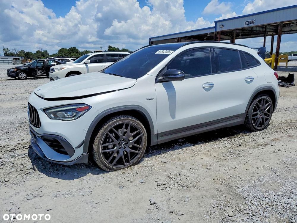 Mercedes-Benz GLA AMG 45 4Matic+ AMG Speedshift DCT 8G - 2